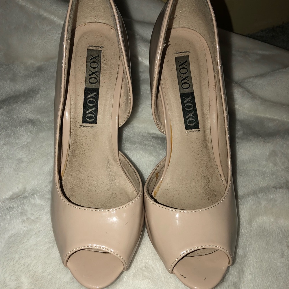 Xoxo heals worn a few times good condition